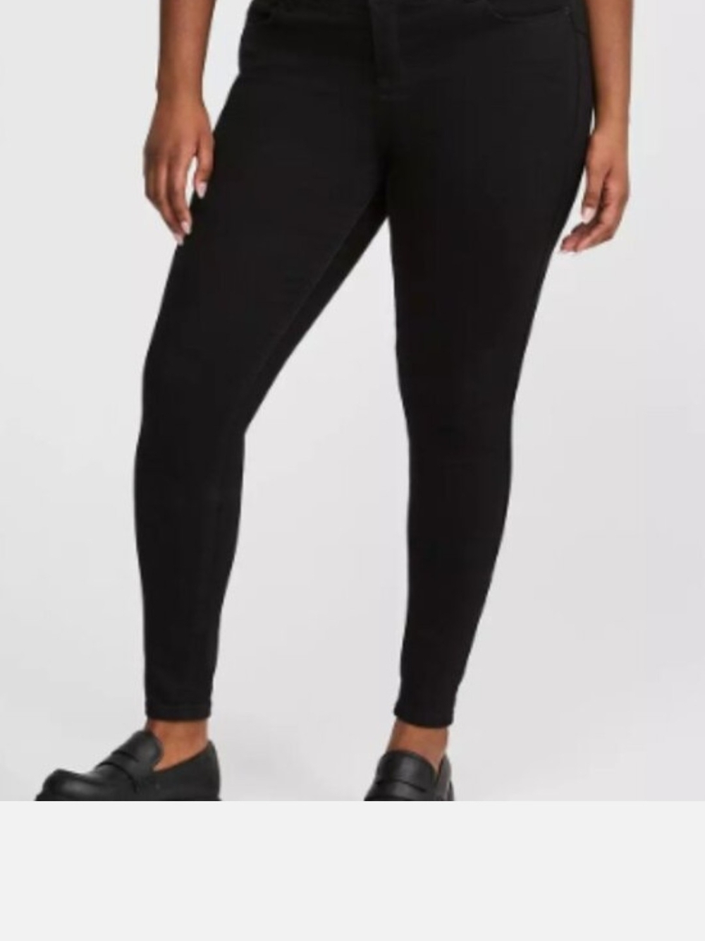 Torrid bombshell Skinny Jeans